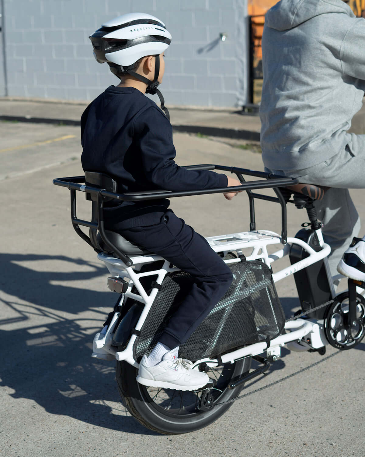 MOD Cargo Handrail