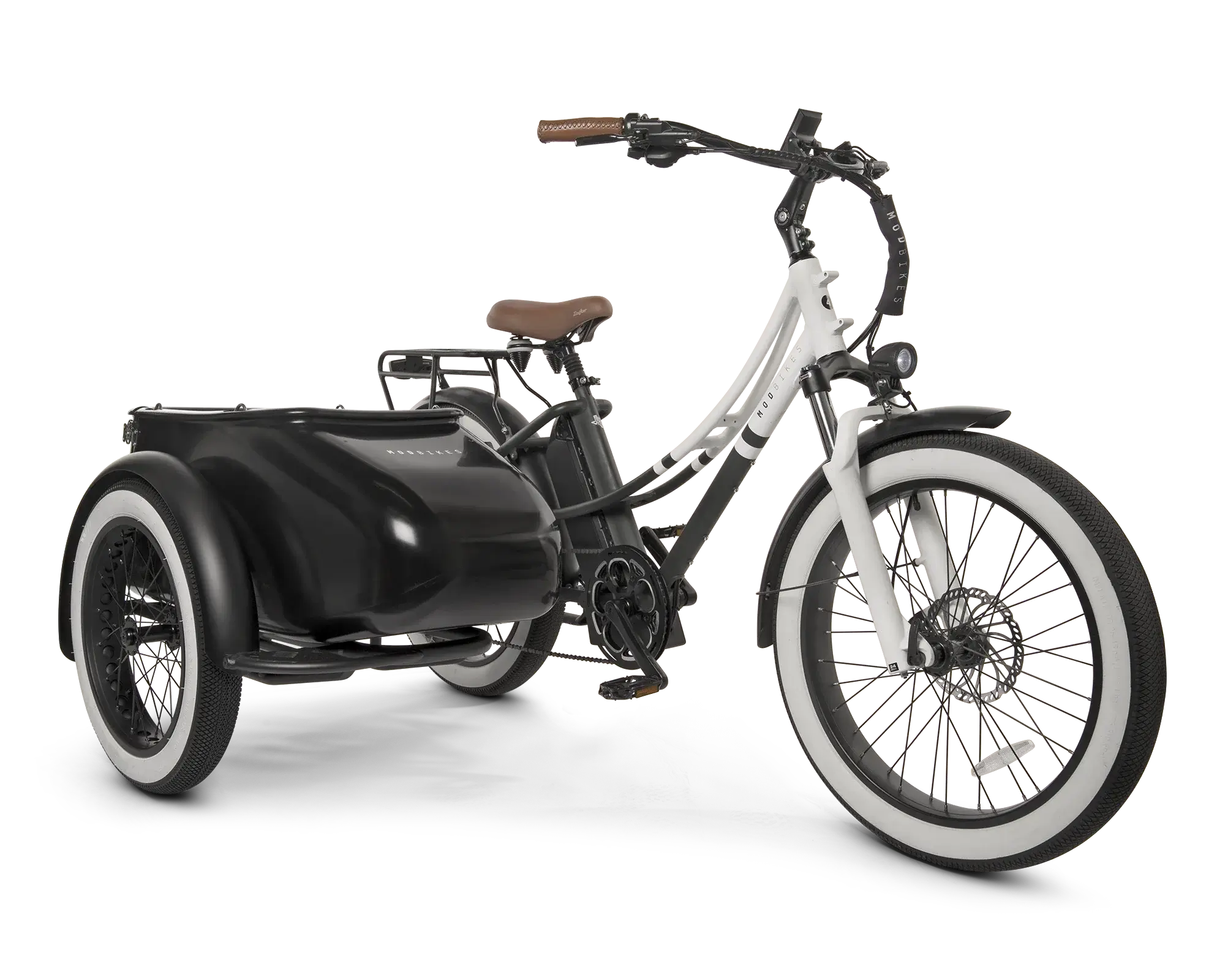 MOD Groove SideCar 3 beach cruiser with sidecar, step-through frame, and wide tires for a laid-back ride.
